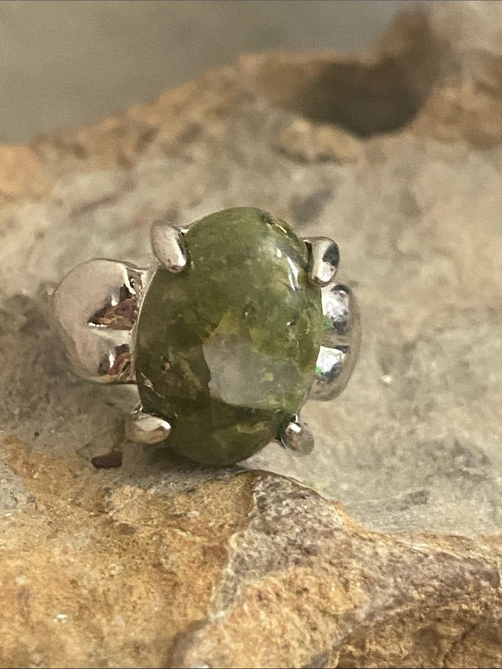 5/$10❤️❤️❤️NEW Silver Tone Zinc Alloy Resin Cabochon Ring